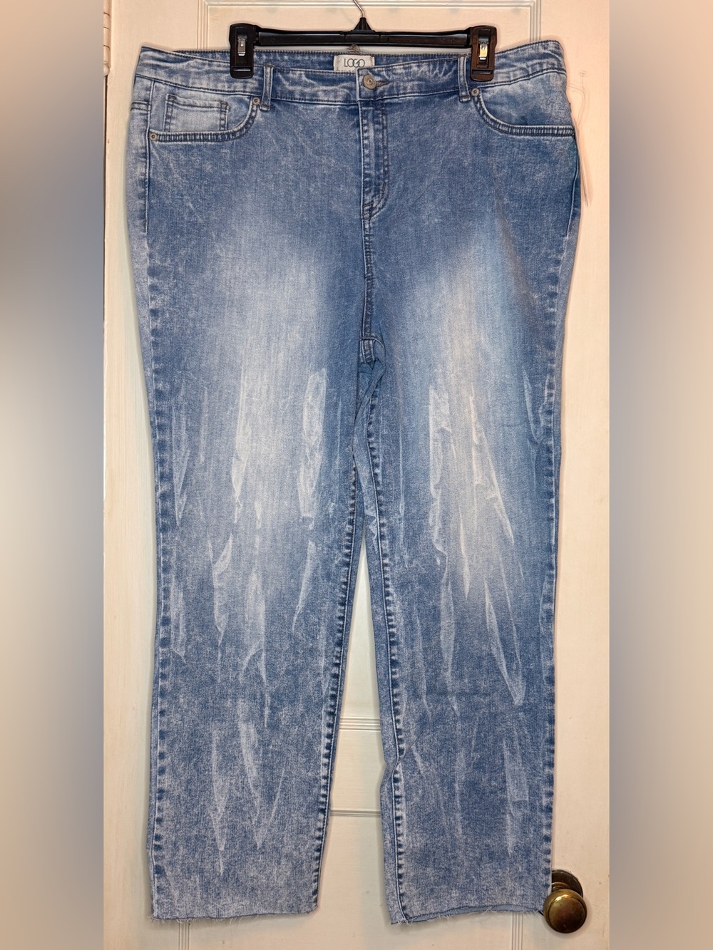 LOGO By Lori Goldstein Celeste Mid Rise Straight Jeans - Light Indigo (Size 20W)
